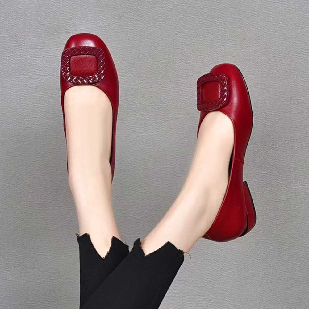 柔らかい革を使用した、牛腱革の柔らかいソールが特徴の、春・秋 - Womens Heels のレビューと価格
