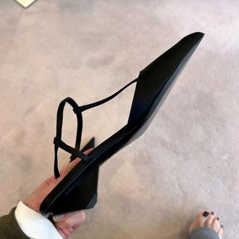 レディースブランドシューズ、セクシーなポインテッドトゥ、快適 - Womens Heels のレビューと価格