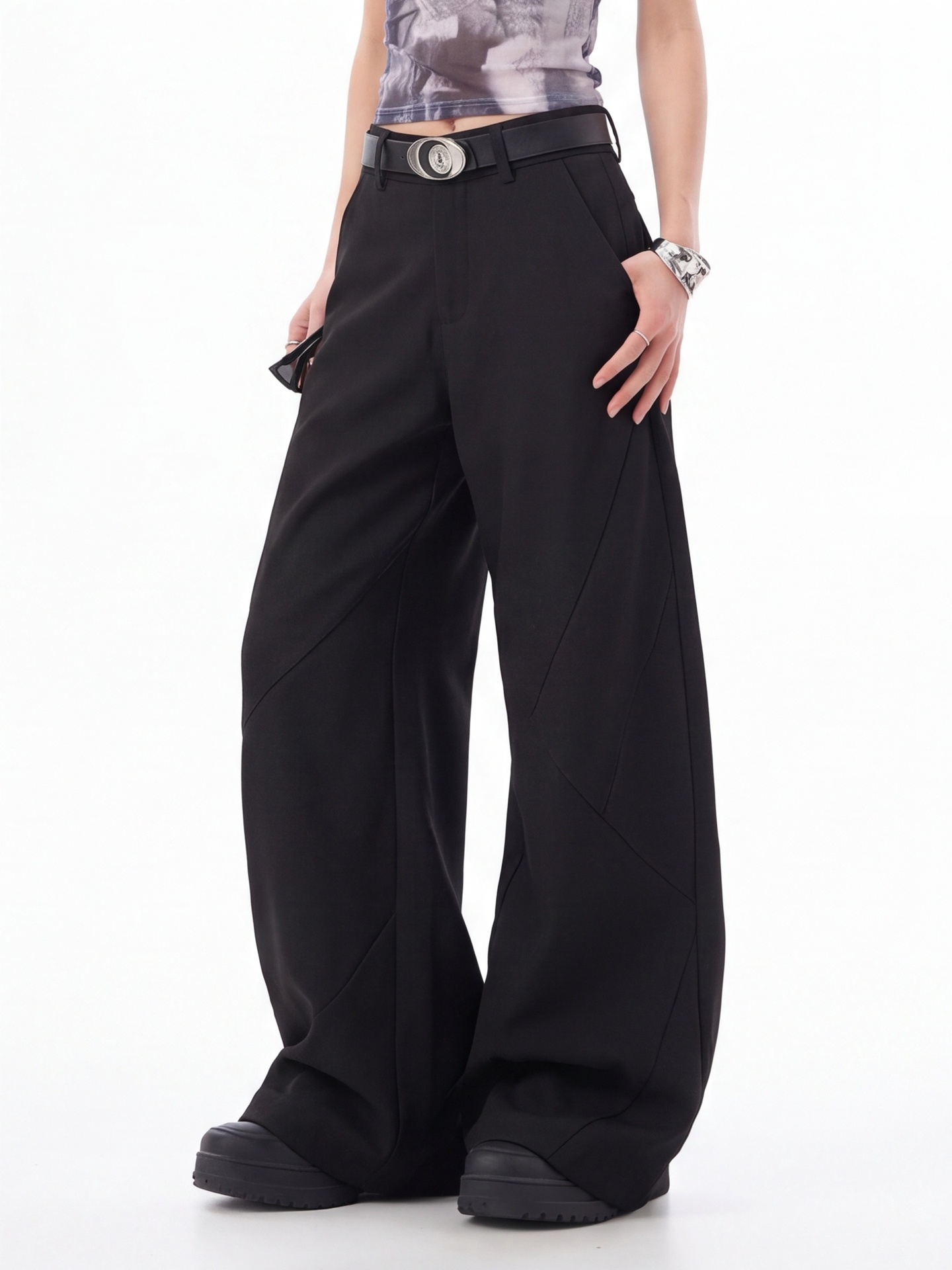 女性用ブラックハイウエストパンツ アントブランド テーラード - Tailored Trouser Wide のレビューと価格